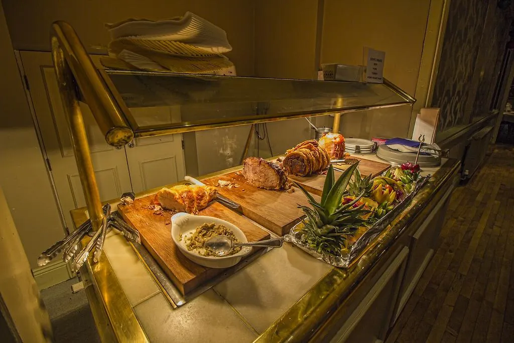The Feathers Hotel, Helmsley, North Yorkshire 4*, 赫尔姆斯利