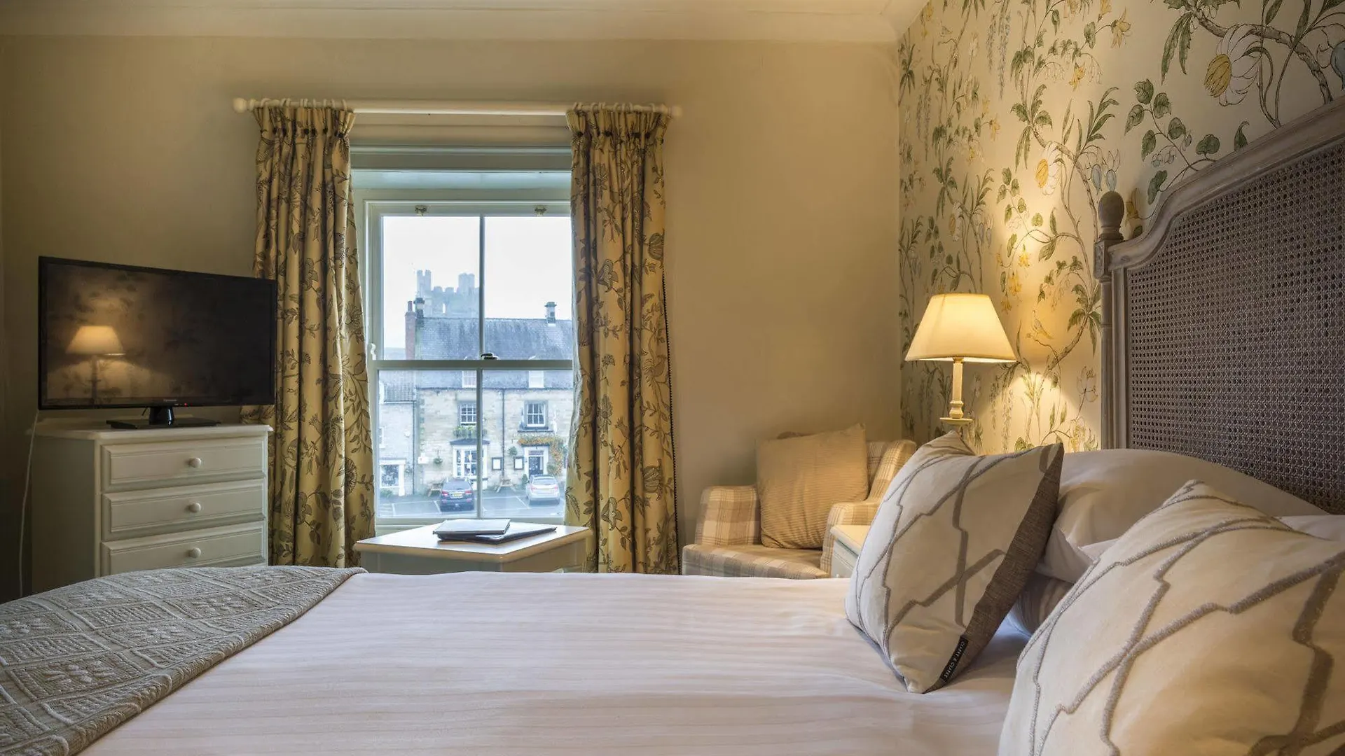 **** Hotel The Feathers Hotel, Helmsley, North Yorkshire Velká Británie